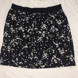 Ann Taylor LOFT Petites Black Skirt